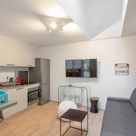 Beautiful And Modern Flats Near Bastille Paris